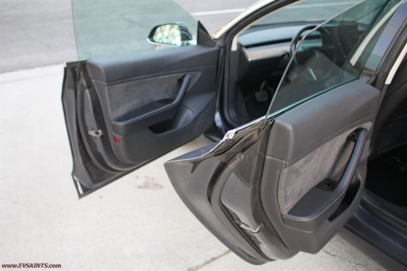 2018 Tesla Model 3 - Image 10 of 20