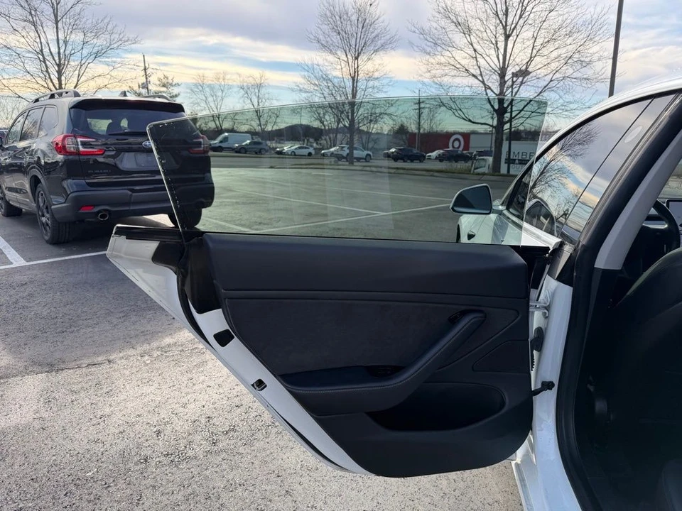 2018 Tesla Model 3 - Image 10 of 19