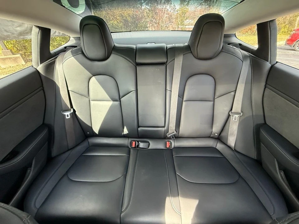 2018 Tesla Model 3 - Image 10 of 13