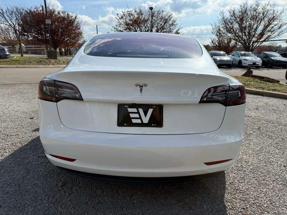 2018 Tesla Model 3 - Image 5 of 13