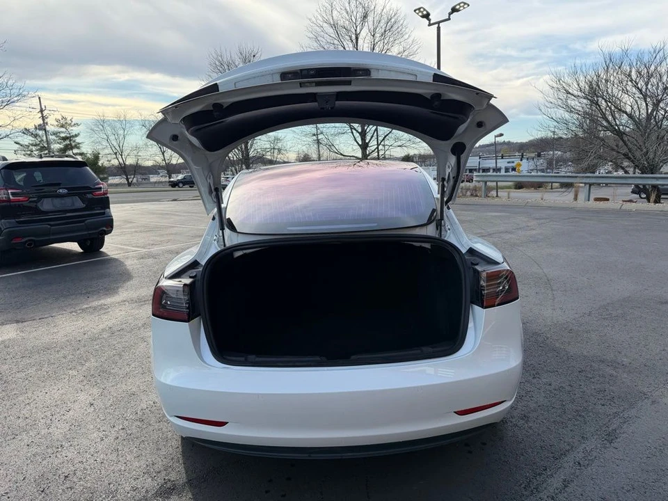 2018 Tesla Model 3 - Image 6 of 19