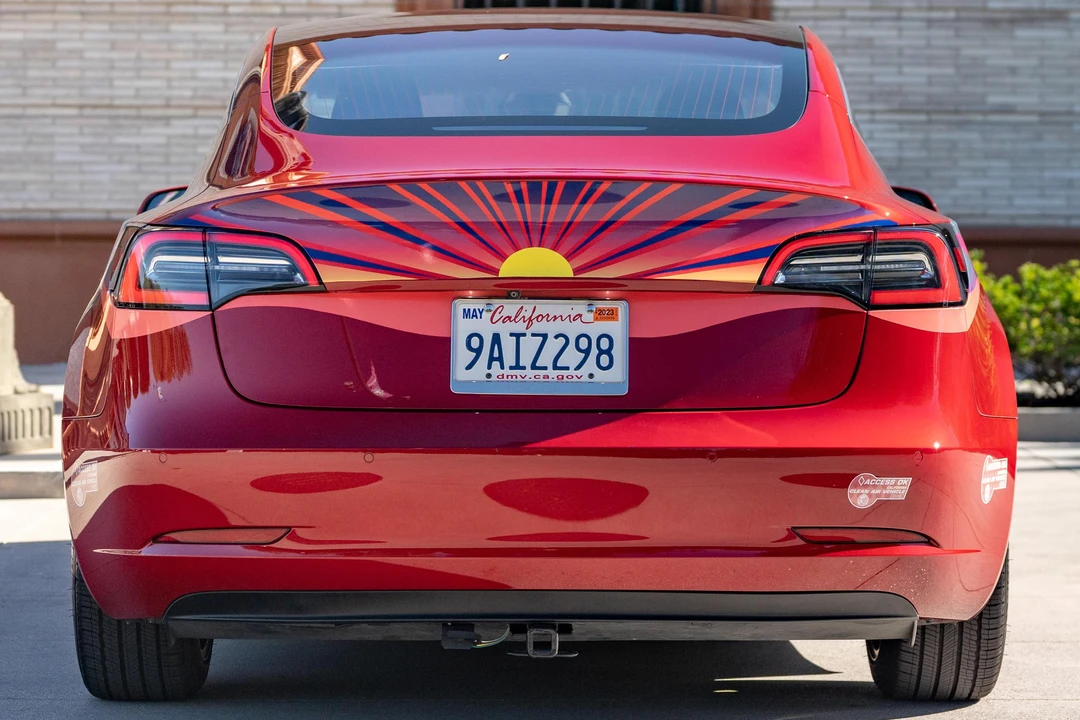2018 Tesla Model 3 - Image 5 of 31