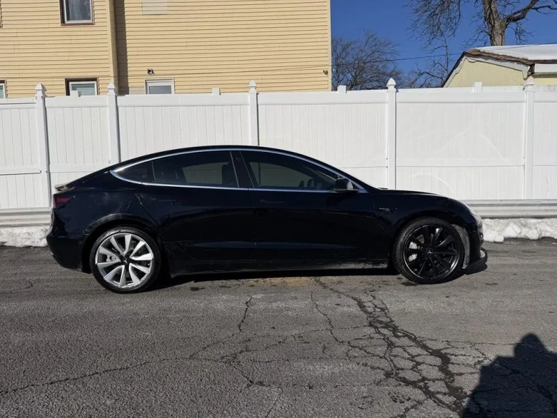 2018 Tesla Model 3 - Image 8 of 12