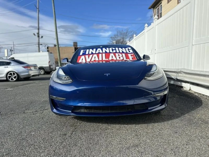 2018 Tesla Model 3 - Image 2 of 12