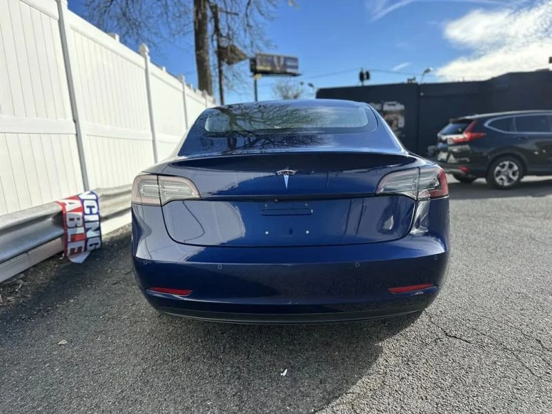 2018 Tesla Model 3 - Image 6 of 12