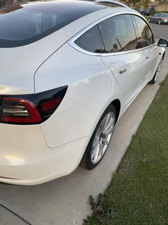 2018 Tesla Model 3 - Image 20 of 31