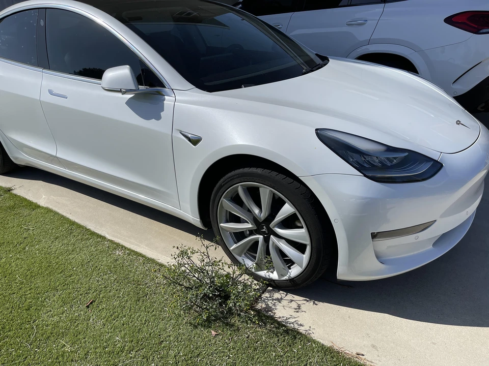 2018 Tesla Model 3 - Image 25 of 31