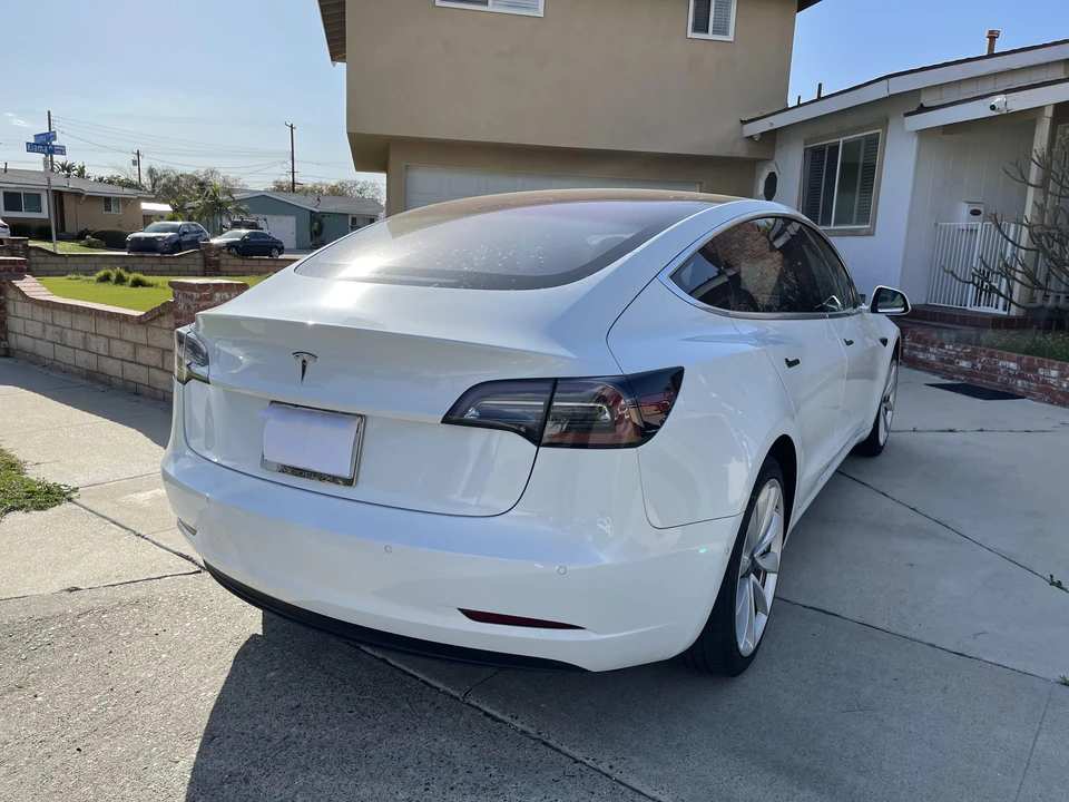2018 Tesla Model 3 - Image 22 of 31