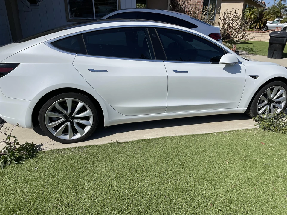 2018 Tesla Model 3 - Image 23 of 31
