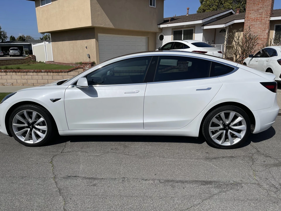 2018 Tesla Model 3 - Image 13 of 31