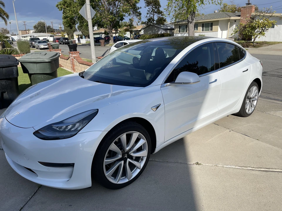 2018 Tesla Model 3 - Image 10 of 31