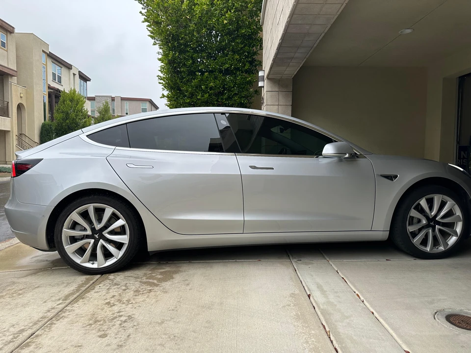 2018 Tesla Model 3 - Image 16 of 31