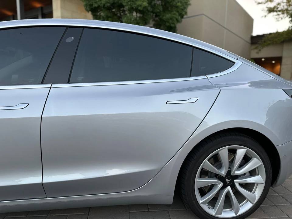 2018 Tesla Model 3 - Image 24 of 31