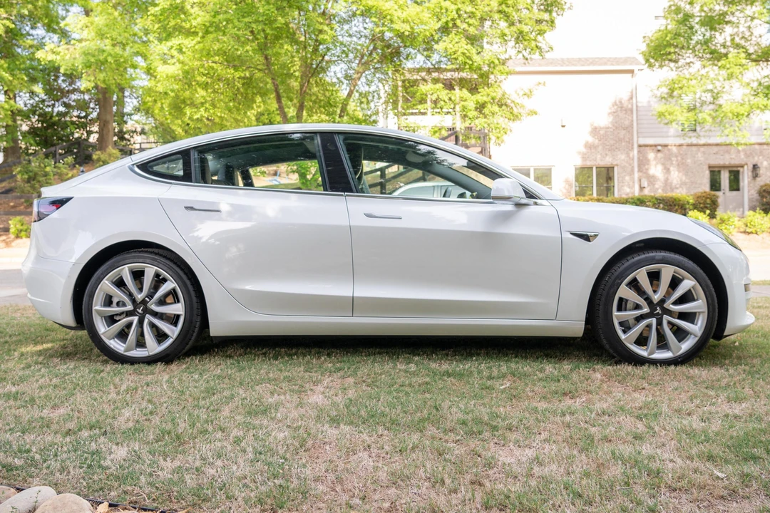 2018 Tesla Model 3 - Image 3 of 31