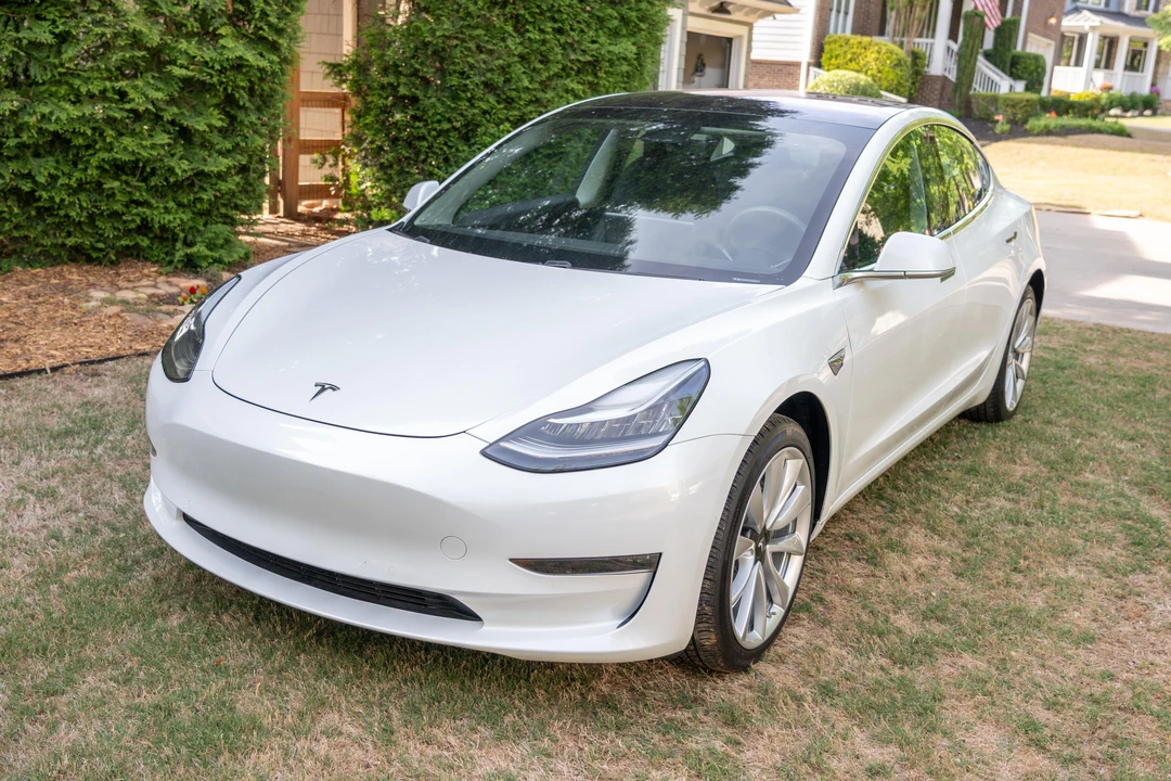 2018 Tesla Model 3 - Image 8 of 31