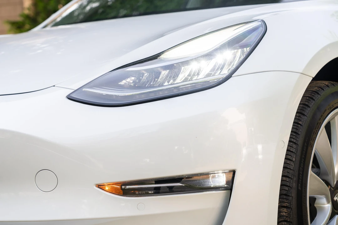 2018 Tesla Model 3 - Image 30 of 31