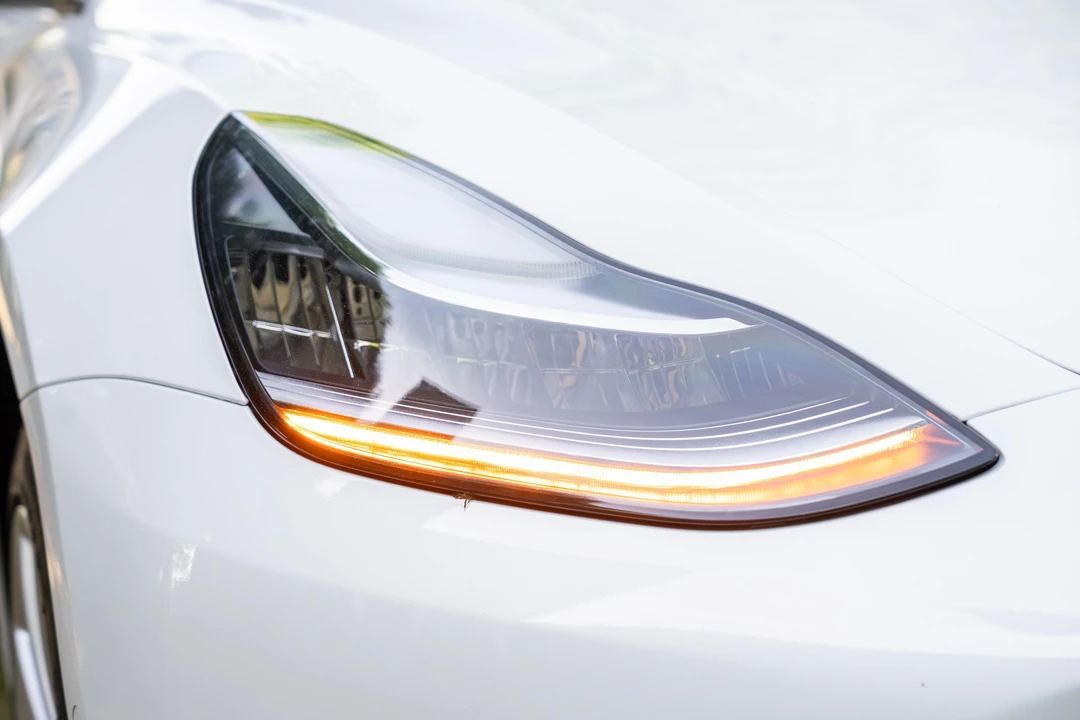 2018 Tesla Model 3 - Image 20 of 31