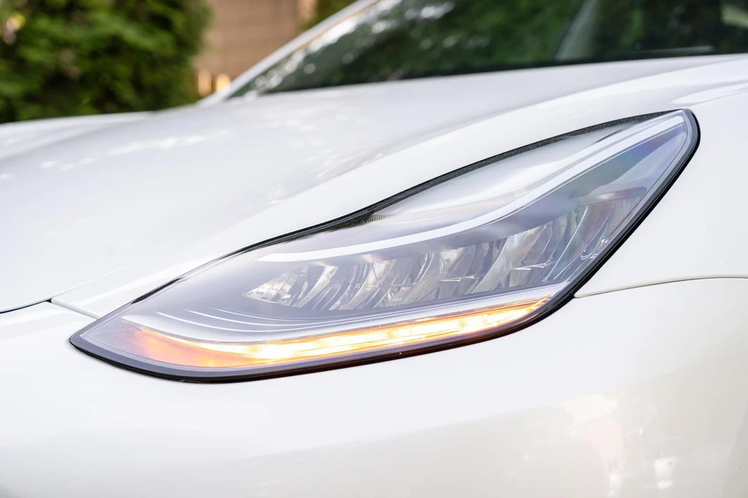 2018 Tesla Model 3 - Image 26 of 31