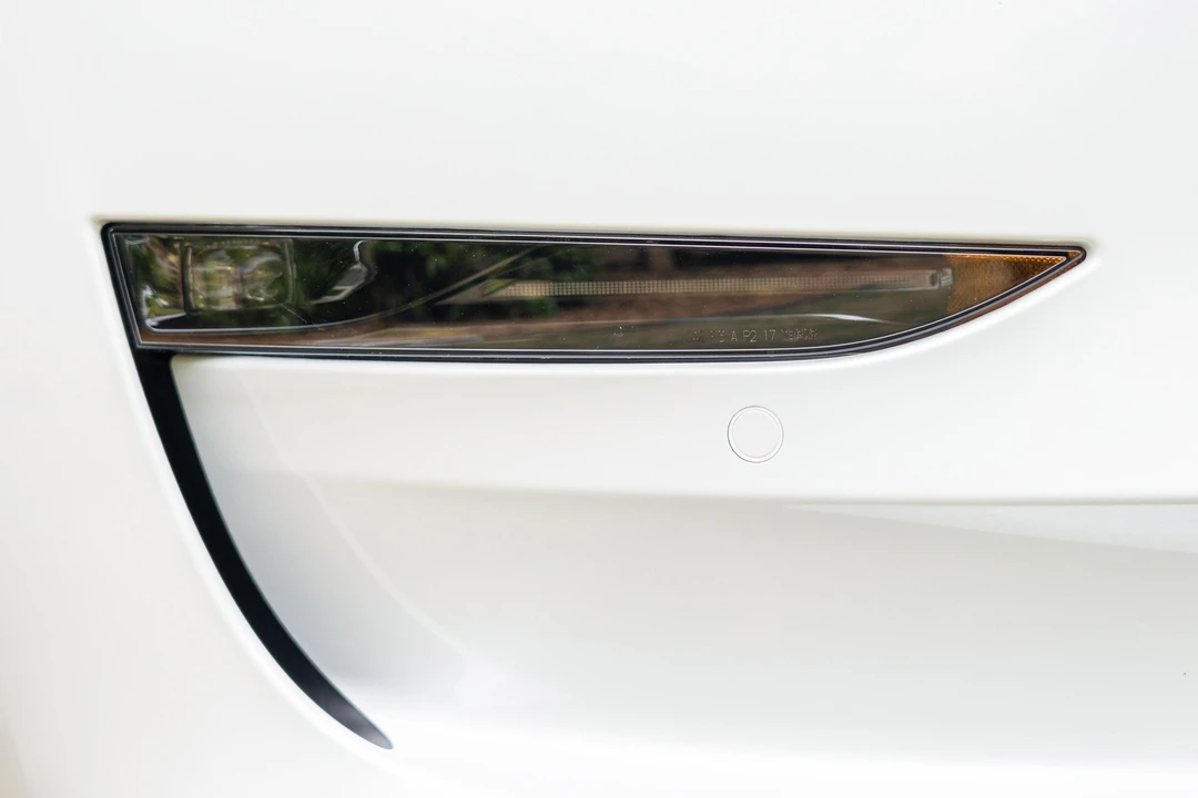 2018 Tesla Model 3 - Image 22 of 31