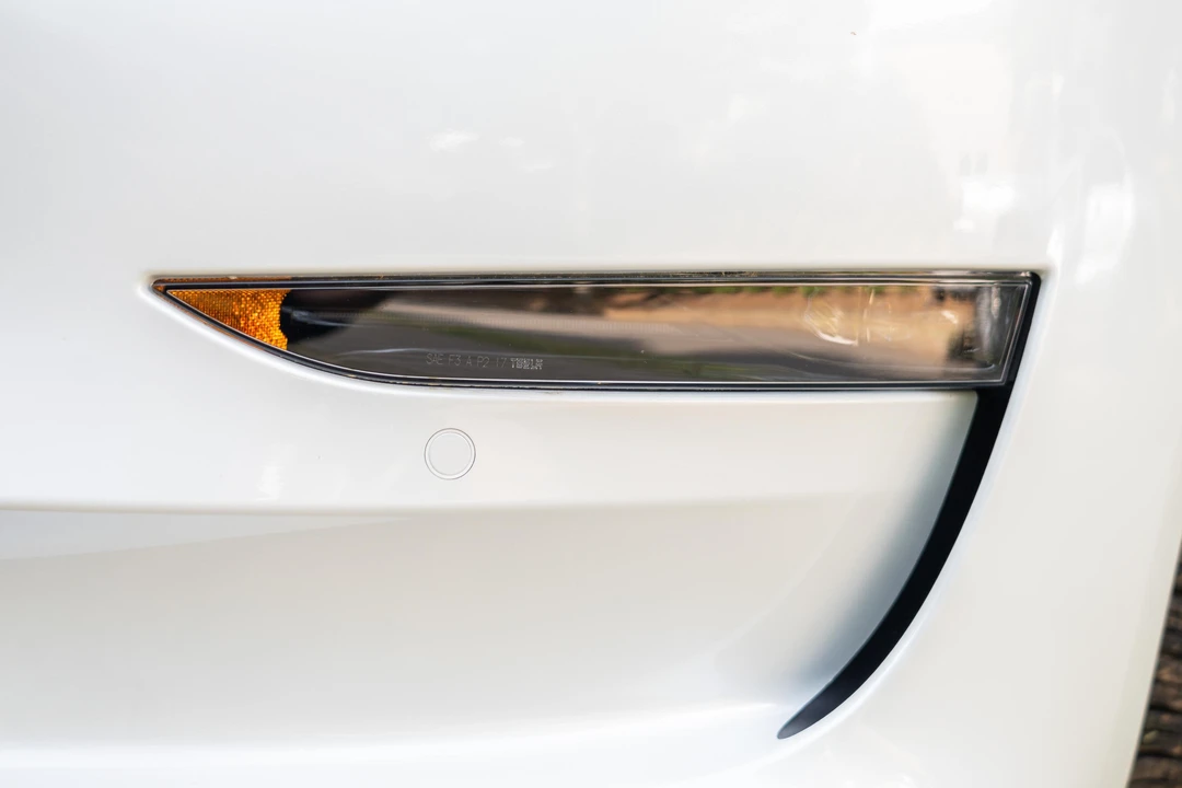 2018 Tesla Model 3 - Image 28 of 31