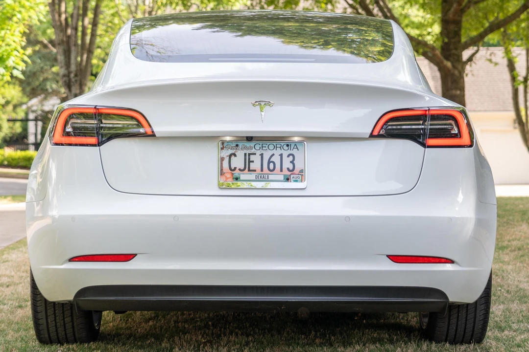 2018 Tesla Model 3 - Image 5 of 31