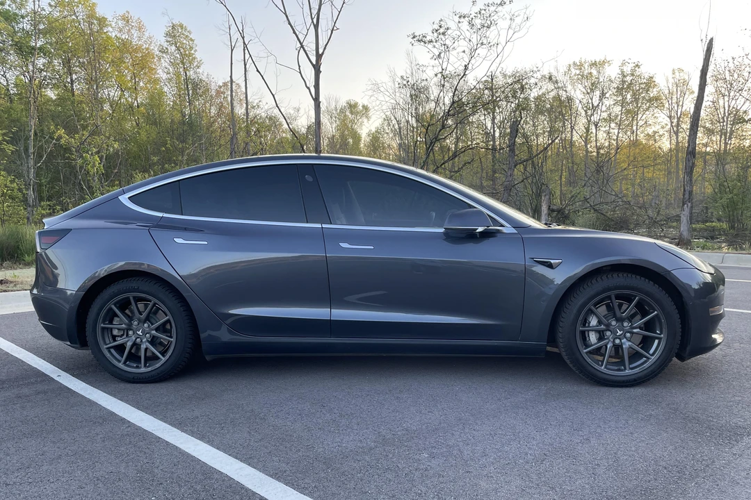 2018 Tesla Model 3 - Image 3 of 17