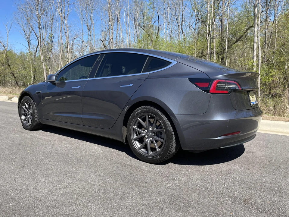 2018 Tesla Model 3 - Image 11 of 17