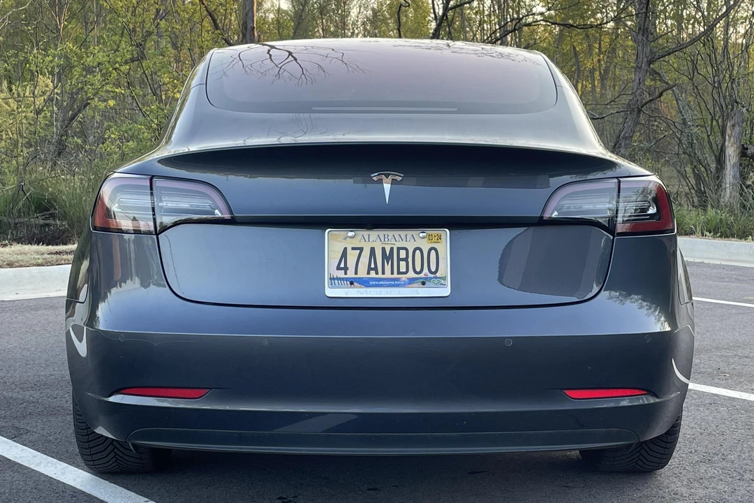 2018 Tesla Model 3 - Image 5 of 17