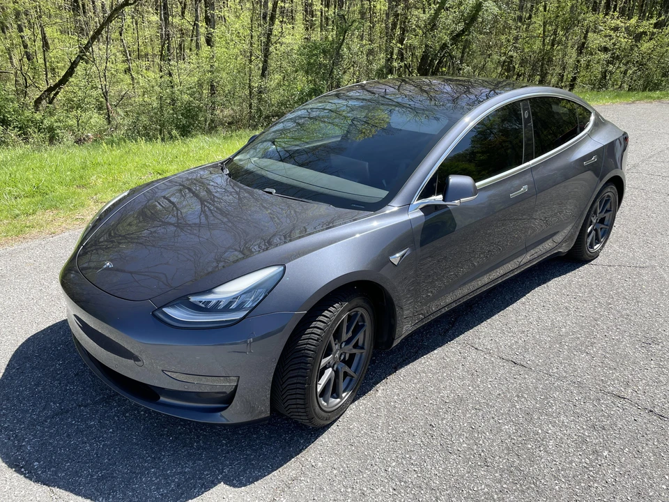 2018 Tesla Model 3 - Image 7 of 17