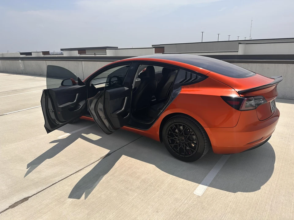 2018 Tesla Model 3 - Image 21 of 31