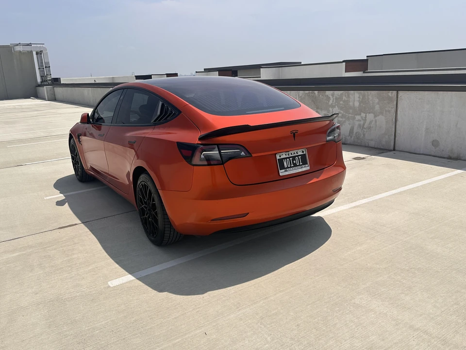 2018 Tesla Model 3 - Image 9 of 31
