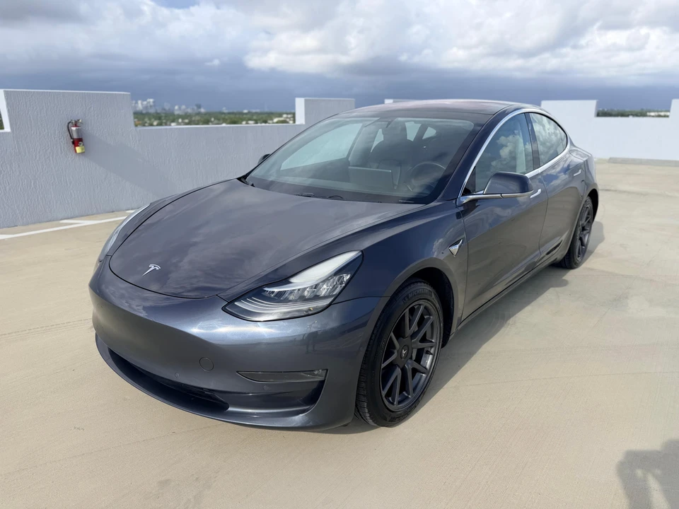 2018 Tesla Model 3 - Image 11 of 31