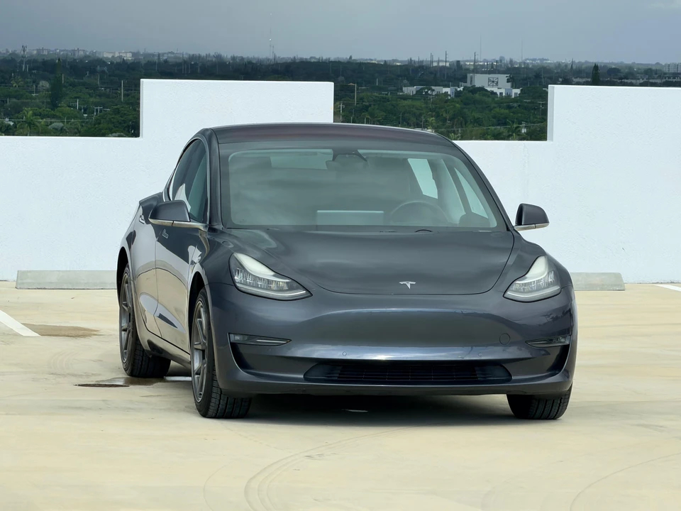 2018 Tesla Model 3 - Image 26 of 31