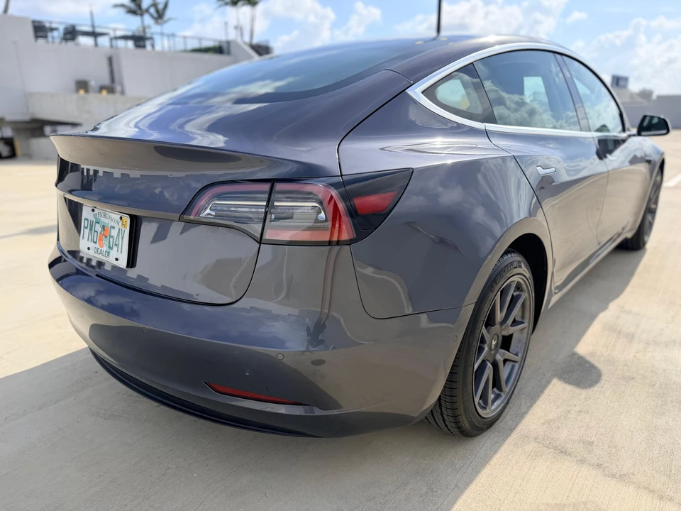 2018 Tesla Model 3 - Image 18 of 31