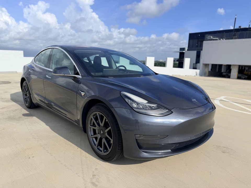 2018 Tesla Model 3 - Image 23 of 31