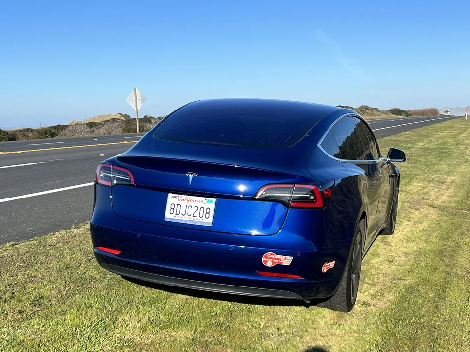 2018 Tesla Model 3 - Image 19 of 31