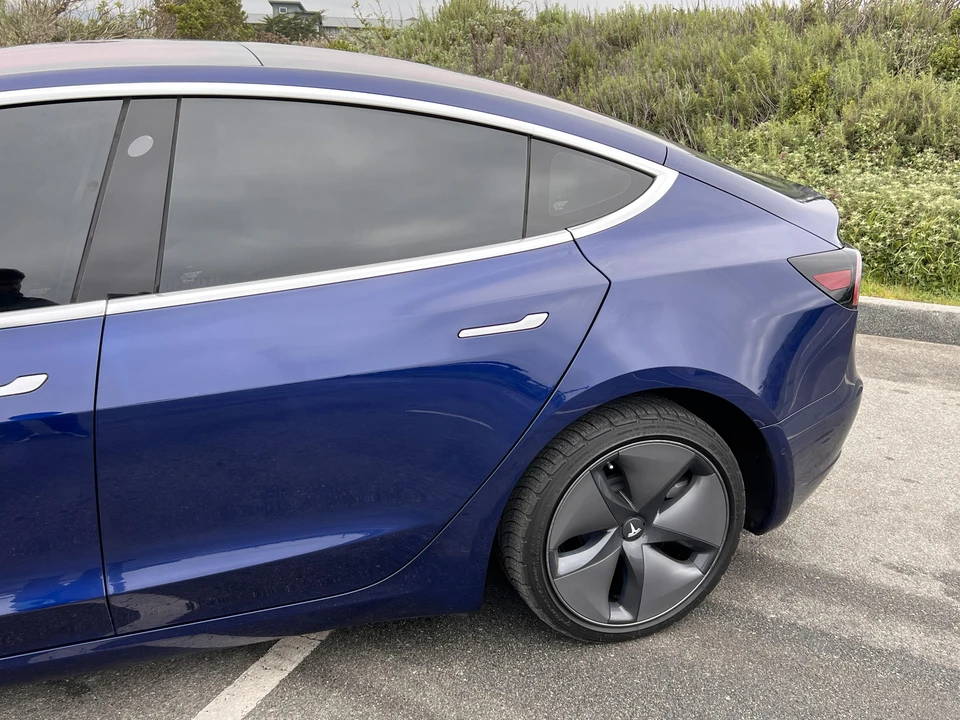 2018 Tesla Model 3 - Image 30 of 31
