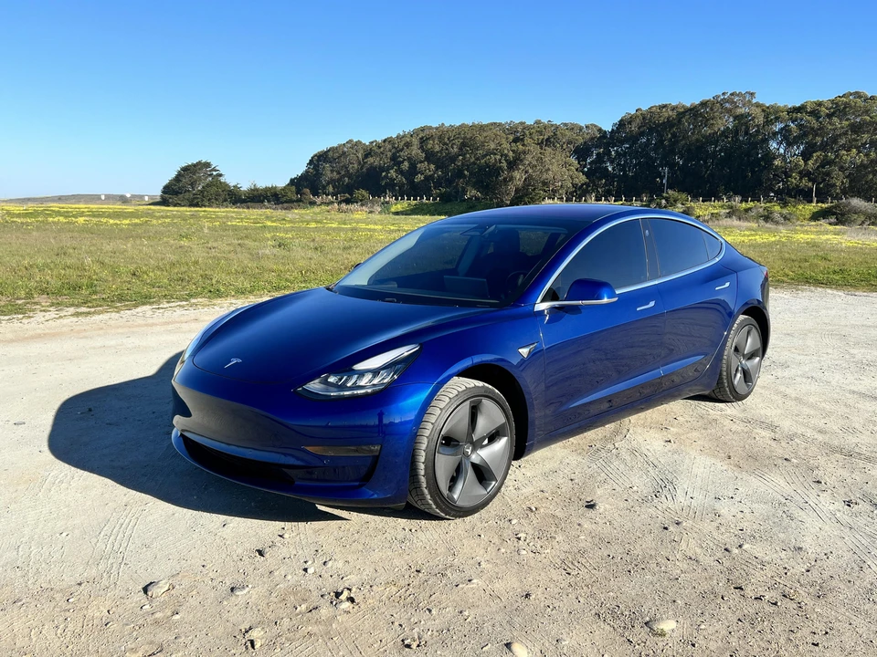 2018 Tesla Model 3 - Image 10 of 31