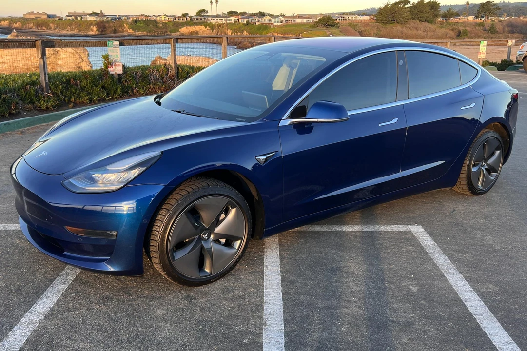 2018 Tesla Model 3 - Image 3 of 31