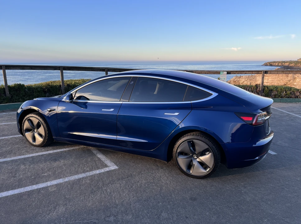 2018 Tesla Model 3 - Image 14 of 31