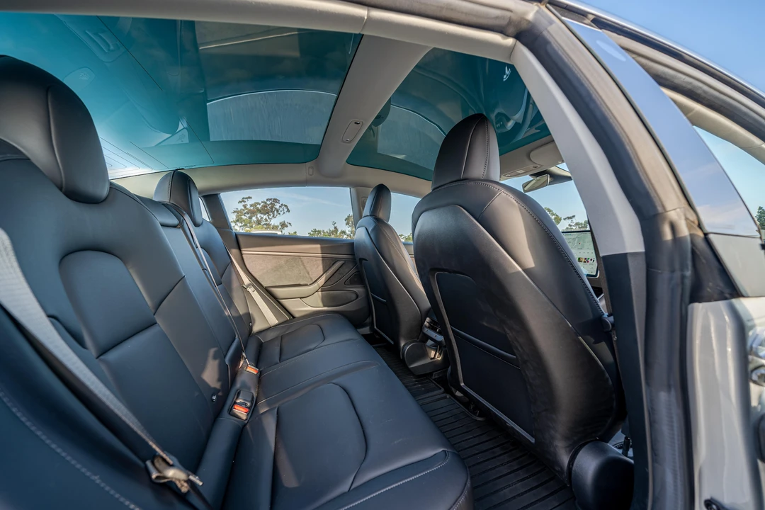 2018 Tesla Model 3 - Image 30 of 31