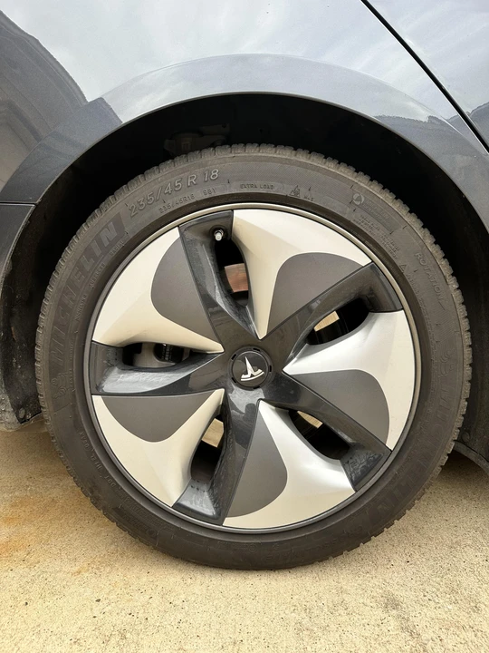 2018 Tesla Model 3 - Image 29 of 31