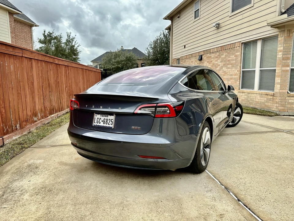 2018 Tesla Model 3 - Image 13 of 31
