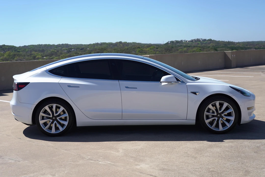 2018 Tesla Model 3 - Image 3 of 31