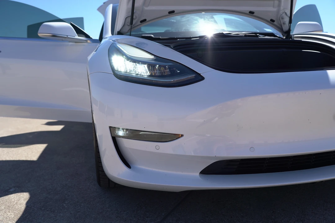 2018 Tesla Model 3 - Image 17 of 31