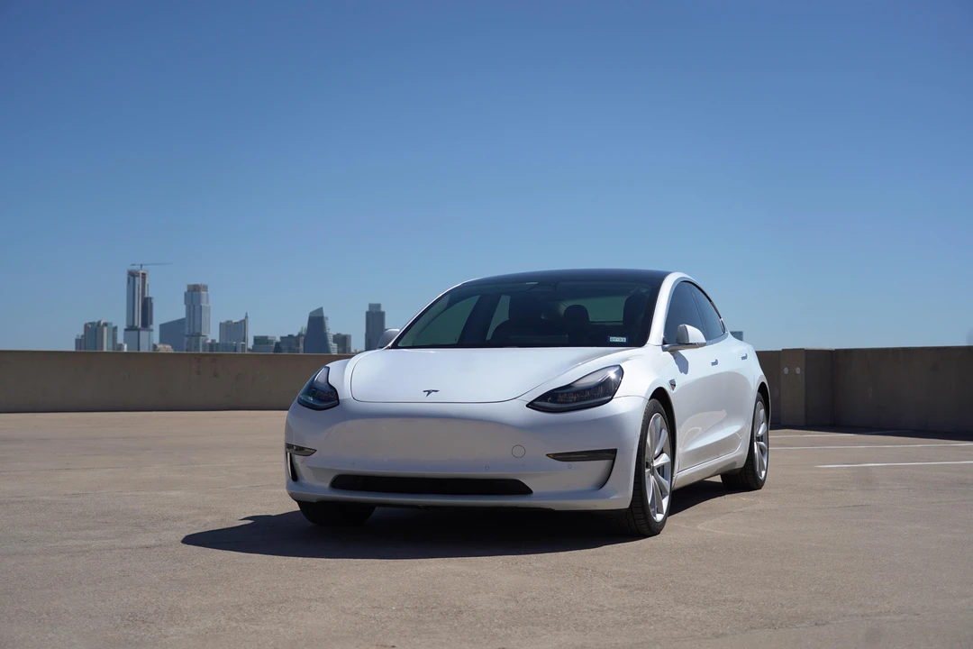 2018 Tesla Model 3 - Image 6 of 31