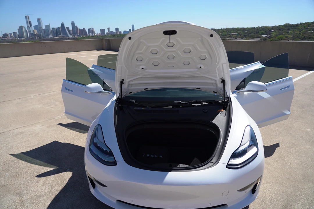 2018 Tesla Model 3 - Image 11 of 31