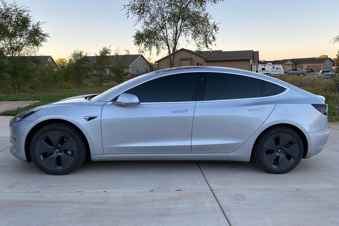 2018 Tesla Model 3 - Image 3 of 31