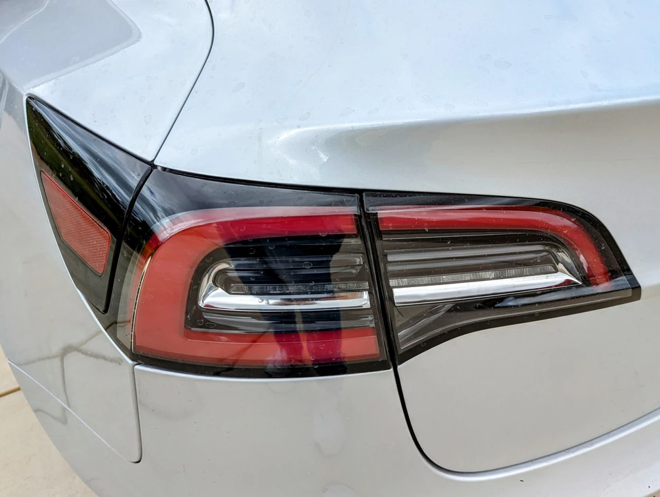 2018 Tesla Model 3 - Image 23 of 31