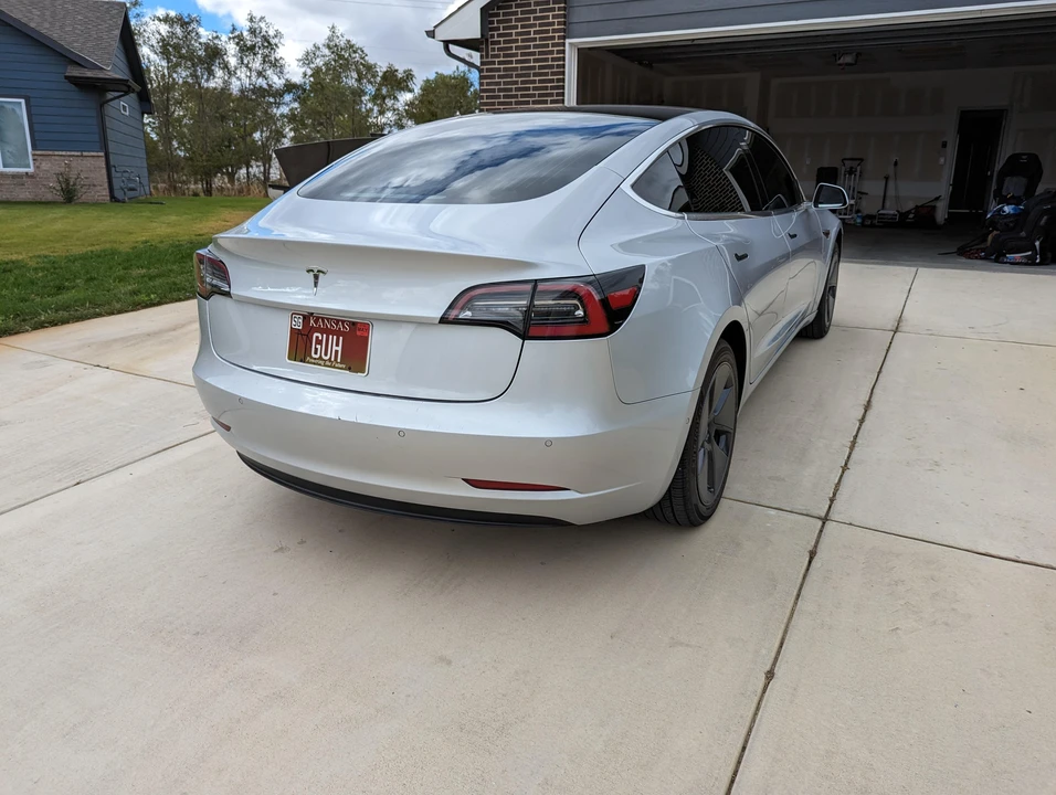 2018 Tesla Model 3 - Image 13 of 31